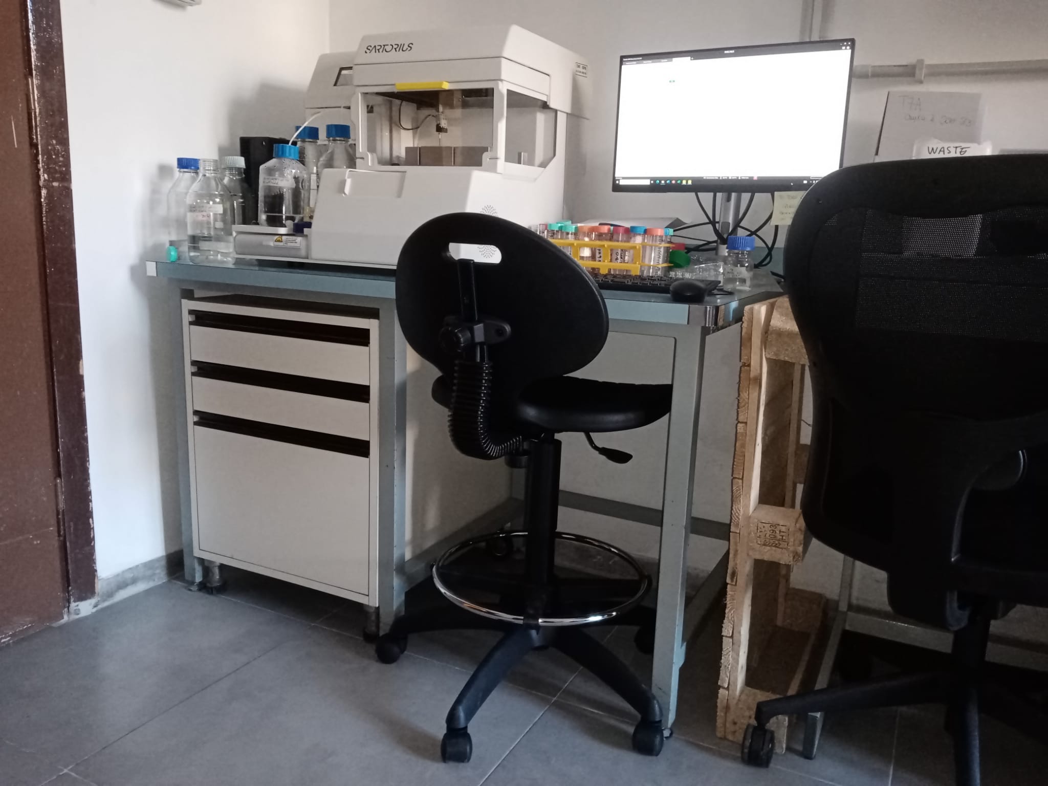 Biocrystal_facility_SPR_ANDREA ILARI